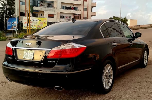 هيونداي جنسيس 2009 - صورة 4