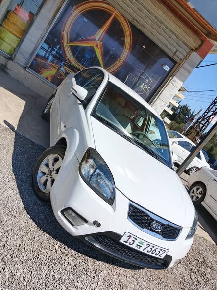 كيا ريو 2011 - صورة 2