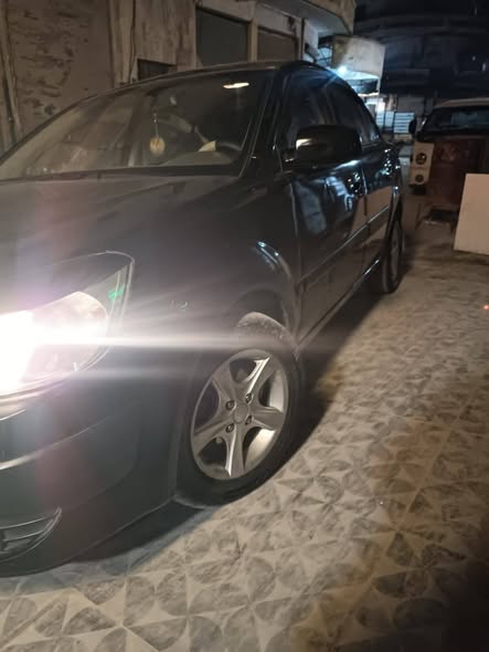 كيا ريو 2009 - صورة 2