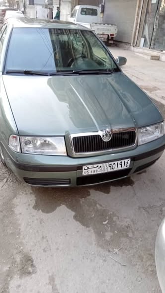 سكودا اوكتافيا 2002 - صورة 5