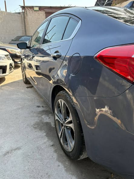 كيا فورتي 2014 - صورة 2