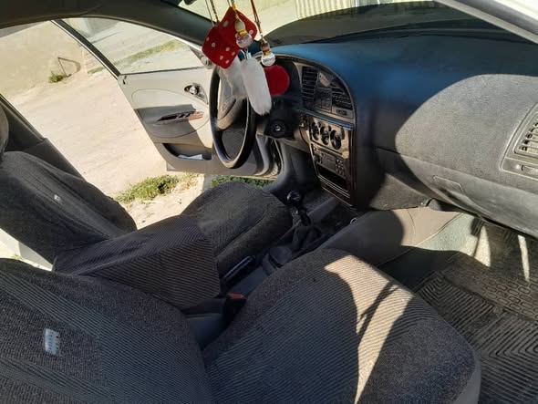 دايو نوبيرا 2001 - صورة 5