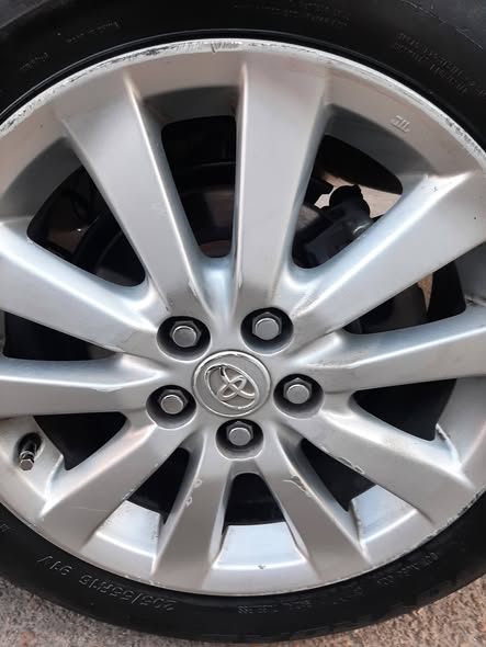 تويتا كورولا 2009 - صورة 1