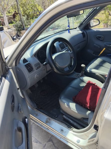 هيونداي أكسنت 2005 - صورة 4