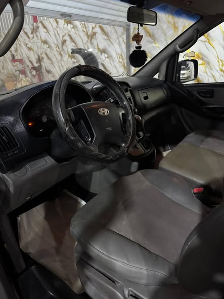 هيونداي ستاريكس 2009 - صورة 5