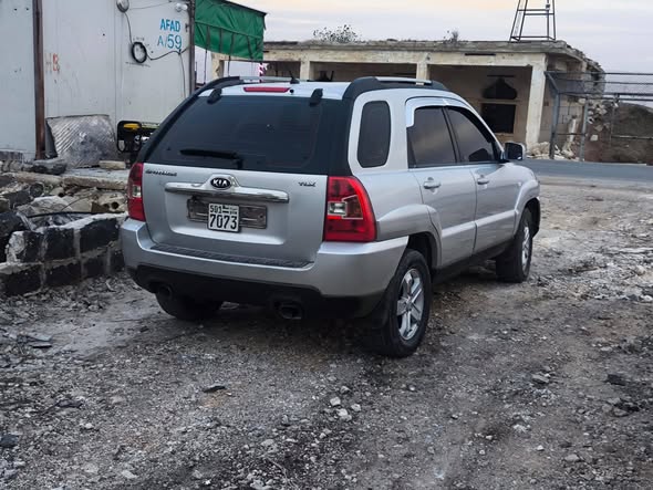 كيا سبورتاج 2008 - صورة 3
