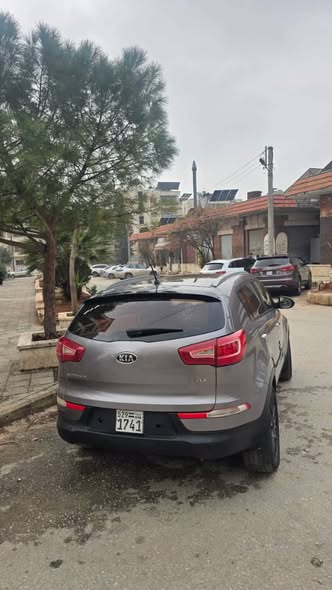 كيا سبورتاج 2011 - صورة 4