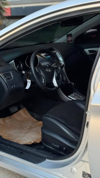 هونداي افنتي ( النترا) 2011 - صورة 2