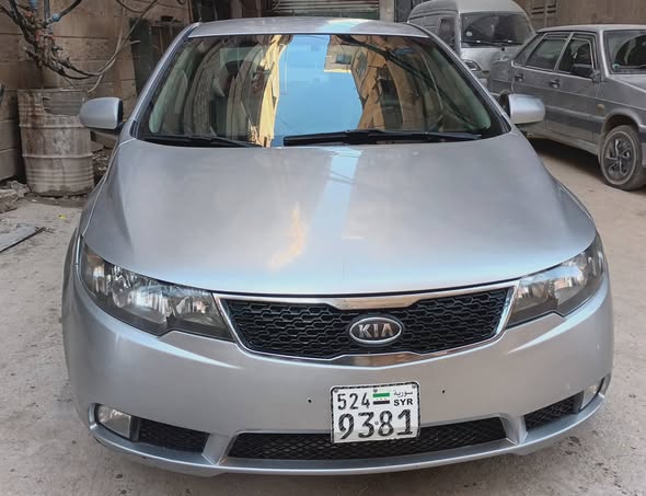 كيا فورتي 2013 - صورة 2