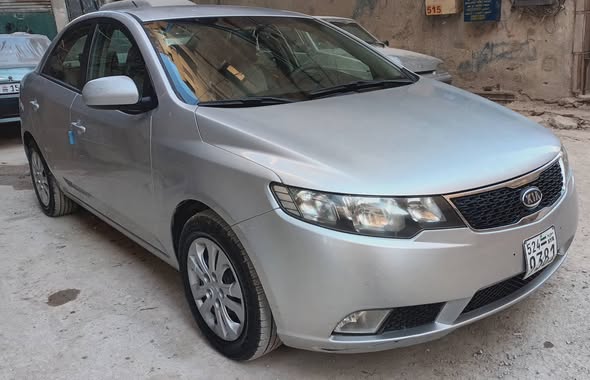 كيا فورتي 2013 - صورة 3
