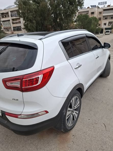 كيا سبورتاج 2011 - صورة 5