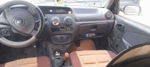 داسيا سولنزا 2003 - صورة 4