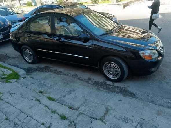 كيا سيراتو 2007 - صورة 2