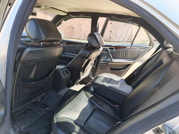 مرسيدس E-Class 1998 - صورة 2