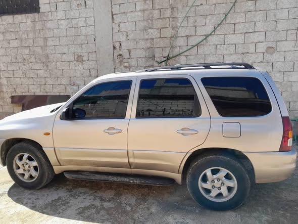 مازدا تريبيوت 2003 - صورة 4