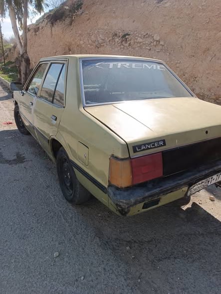 ميتسوبيشي لانسر 1983 - صورة 4