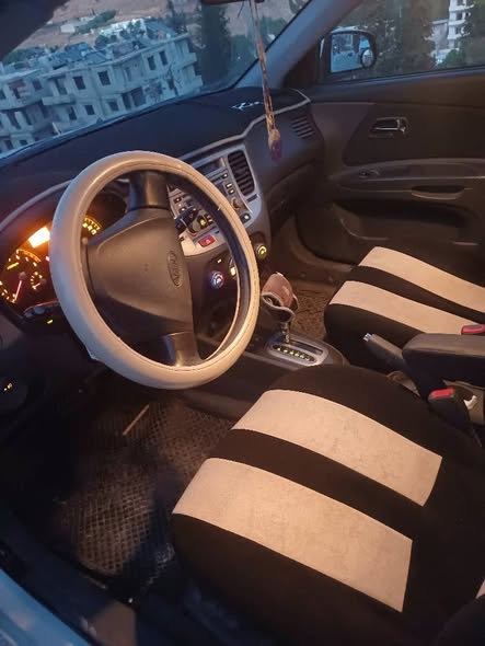 كيا ريو 2008 - صورة 4