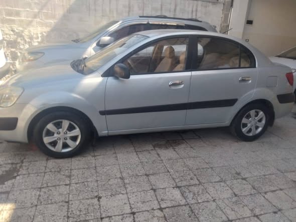 كيا ريو 2009 - صورة 2