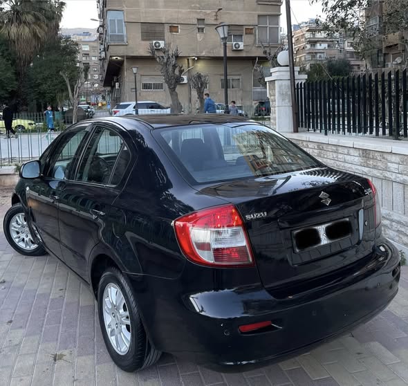 سوزوكي Sx4 2010 - صورة 4