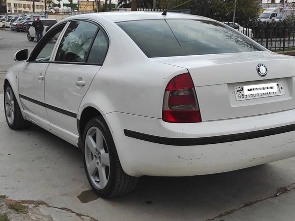 سكودا سوبيرب 2007 - صورة 1