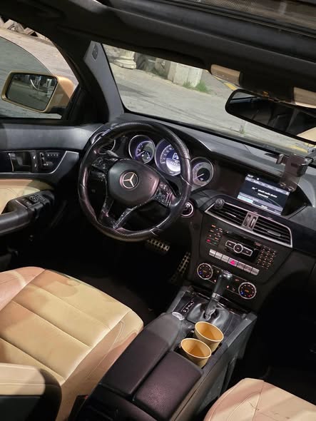 مرسيدس c250 2012 - صورة 4