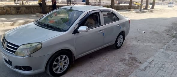 جلي ام كي ون كرت 2009 - صورة 2