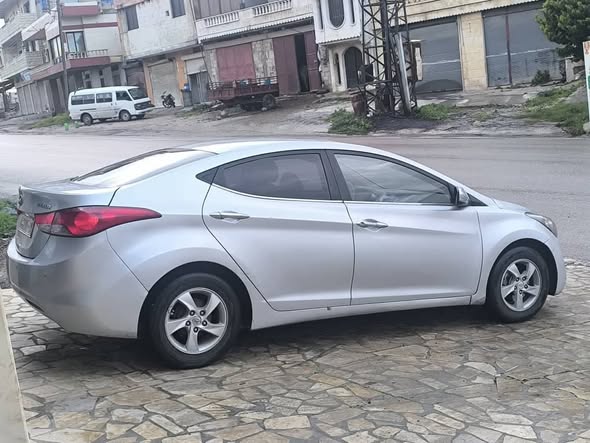 هيونداي النترا 2012 - صورة 2