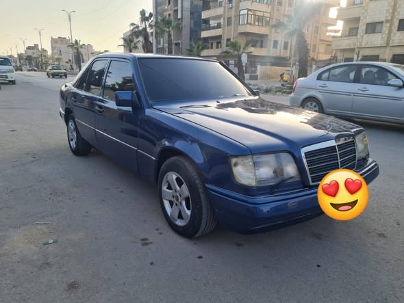 مرسيدس E300 1986 - صورة 1