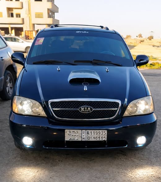 كيا كرنفال 2004 - صورة 3