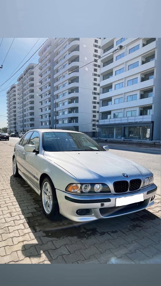 بي ام 525i 2002