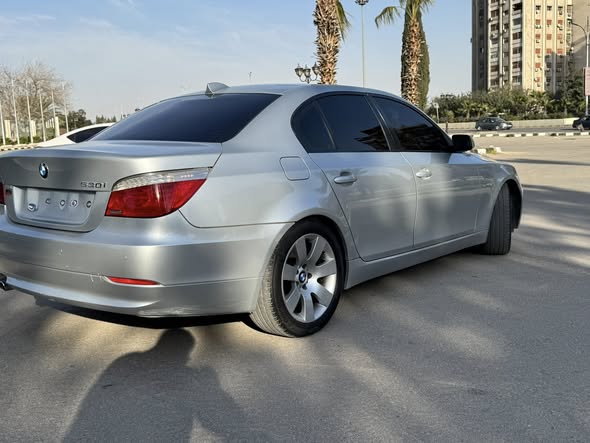 BMW 530 2008 - صورة 4