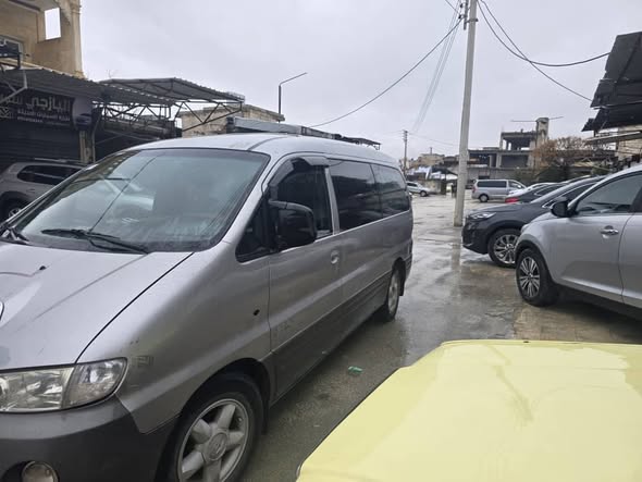 هيونداي ستاركس 2003 - صورة 2