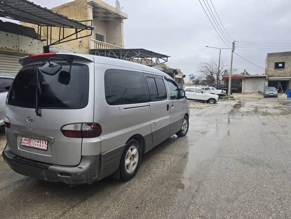 هيونداي ستاركس 2003 - صورة 4