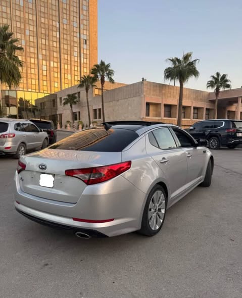 كيا اوبتما 2011 - صورة 3