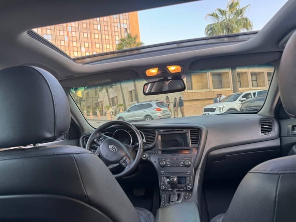 كيا اوبتما 2011 - صورة 4