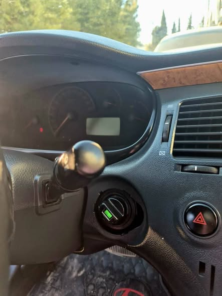 هيونداي ازيرا 2006 - صورة 2