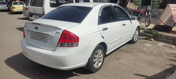 كيا سيراتو 2008 - صورة 5