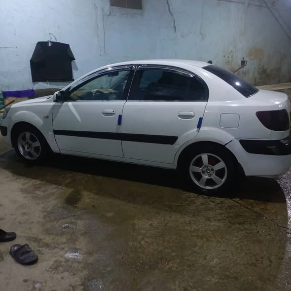 كيا ريو 2006 - صورة 3