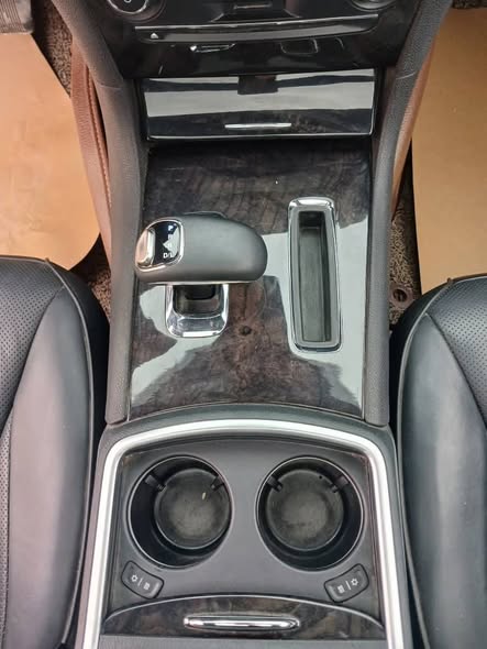 كرايسلر 300 2013 - صورة 5