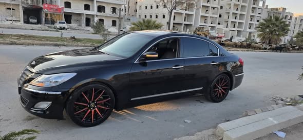 هونداي جينيسيس 2012 - صورة 5