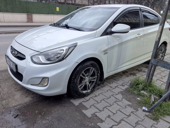 هيونداي فينيو 2025 - صورة 1