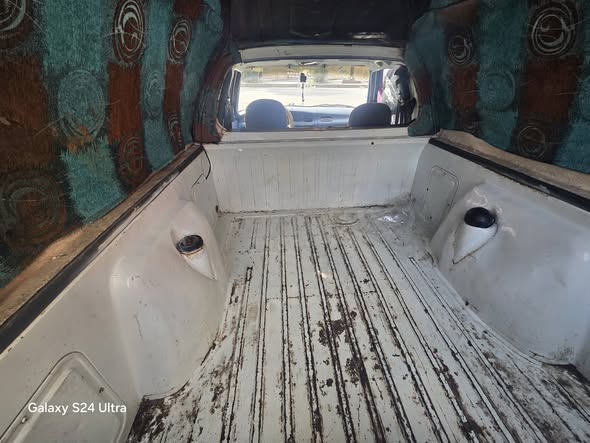 سكودا Pickup 1996 - صورة 5