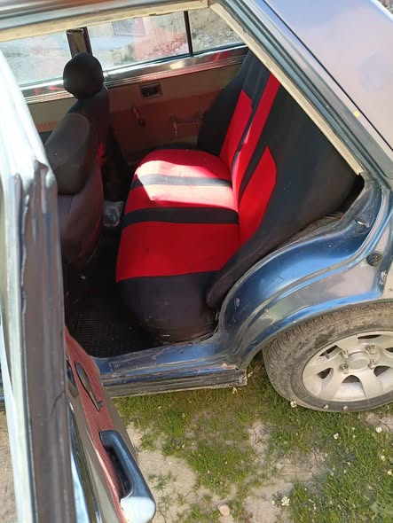 Mitsubishi Lancer 1983 - صورة 3