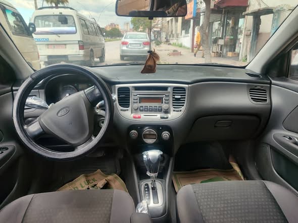 كيا ريو 2008 - صورة 5