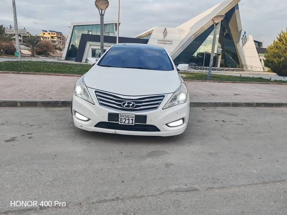 هيونداي أزيرا 2012 - صورة 2