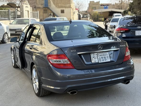 مرسيدس C CLASS 300 2012 - صورة 4