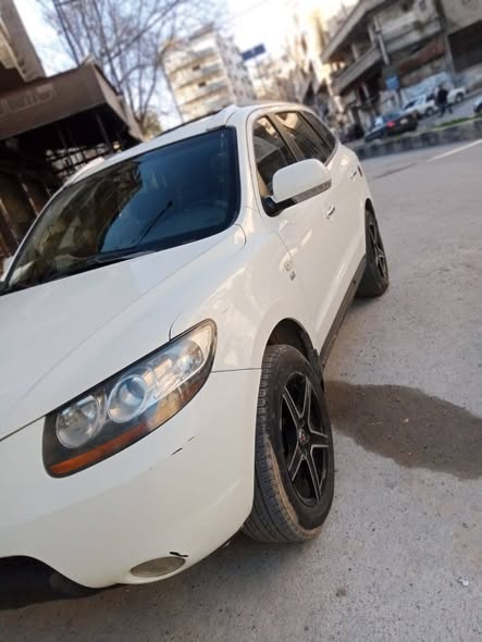 هيوانداي سانتافي 2008 - صورة 1