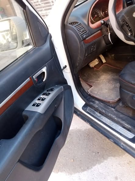 هيوانداي سانتافي 2008 - صورة 4