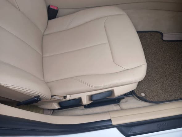 ب م ٣٢٠ 2015 - صورة 3