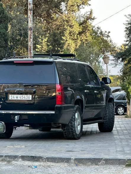 Chevrolet Suburban 2010 - صورة 2